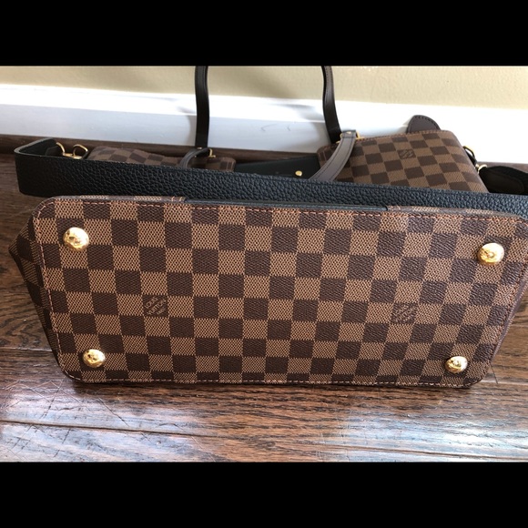 LV tote - Picture 3 of 6